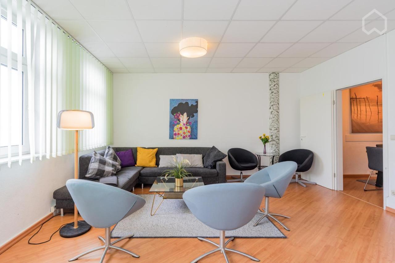 Spacious And Modern Furnished For 10 Guests * Berlino