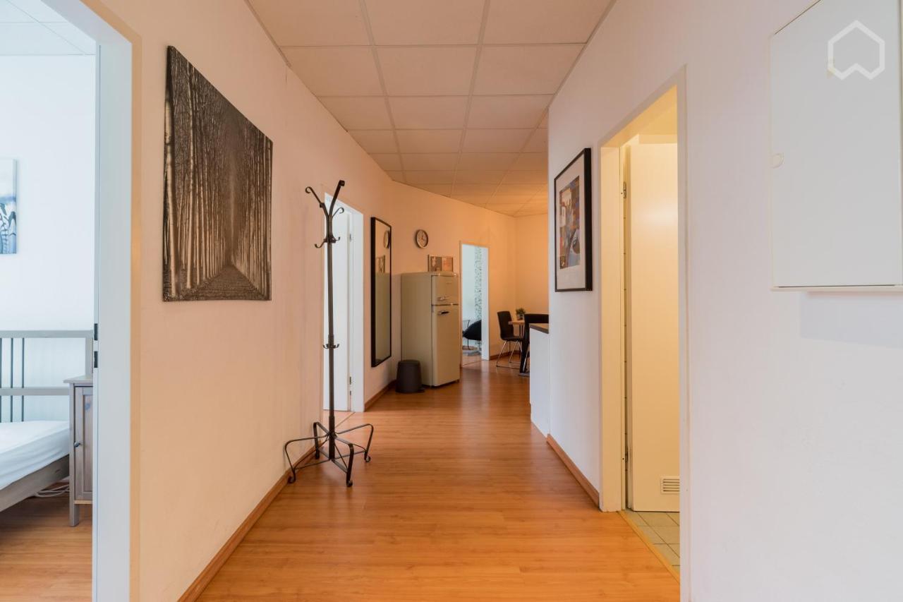 Spacious And Modern Furnished For 10 Guests Appartamento *