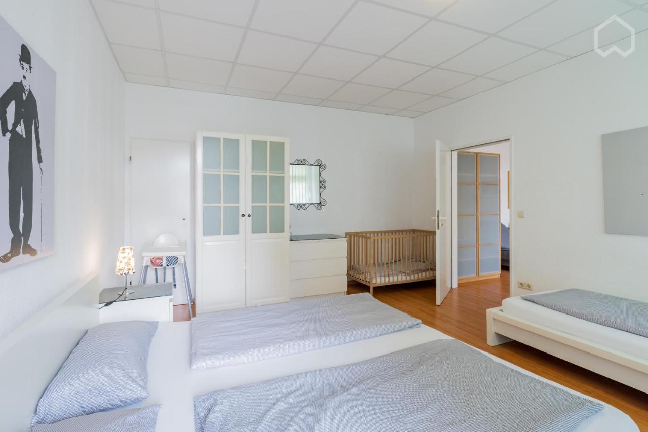 Spacious And Modern Furnished For 10 Guests