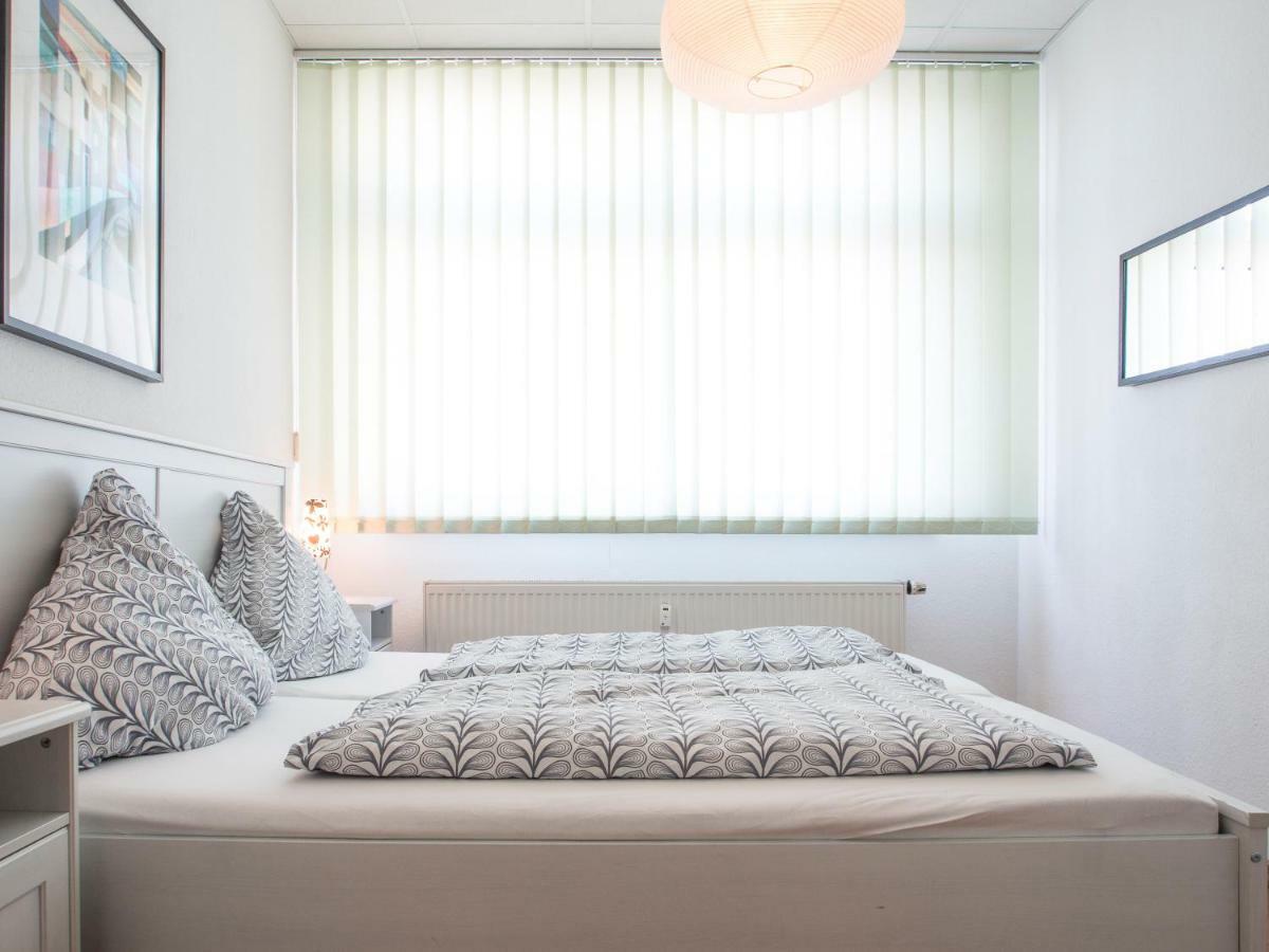 Spacious And Modern Furnished For 10 Guests Appartamento Berlino